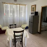 Apto Centro De Ccs, Cerca Todo!